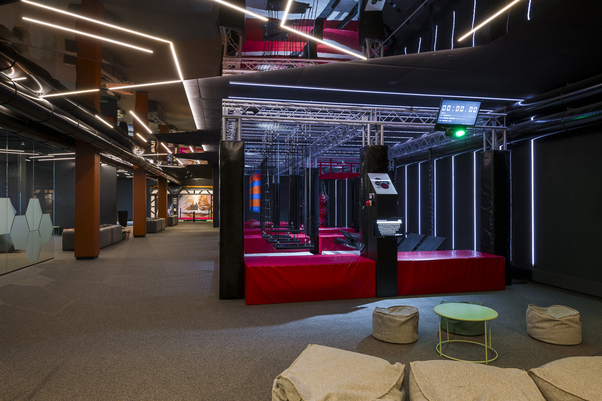 Prokulus Play Park mit Ninja Parcours, Multi Ball, Valo Jump, Cyclo Beat und Minigolf